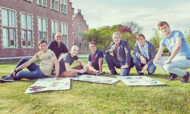 Karel de Grote: Recruitment needs structure